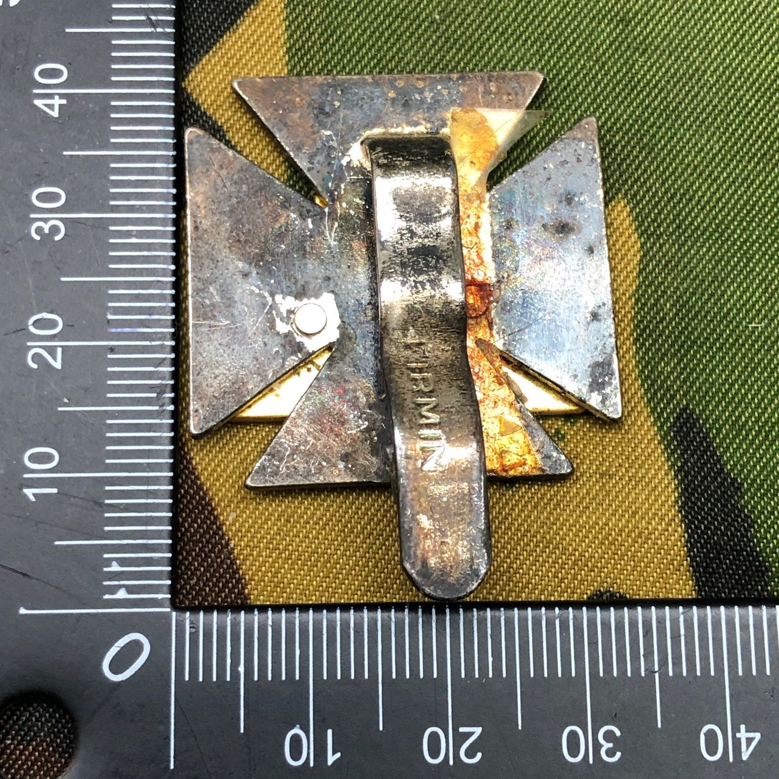 Original British Army Cap Badge - Royal Gloucestershire, Berkshire and Wiltshire - The Militaria Shop