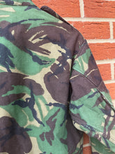 Charger l&#39;image dans la galerie, Genuine British Army DPM Camouflaged Combat Jacket - Size 180/96
