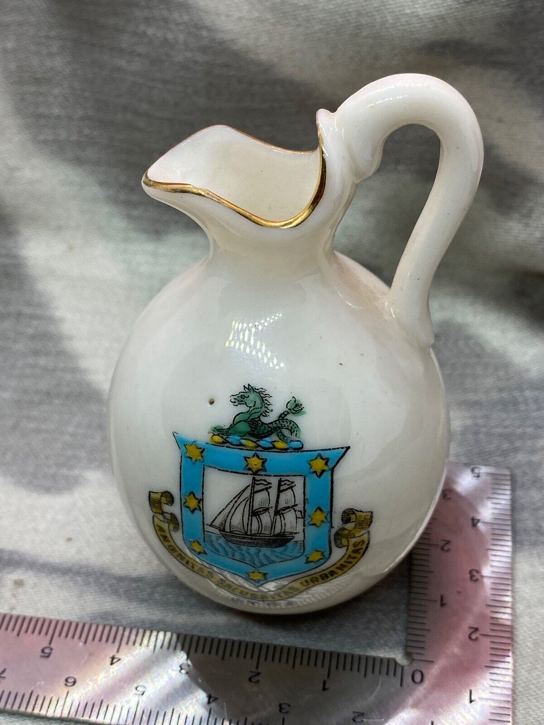 Original Vintage Crested China Ware Jug - Ryde - Isle of Wight