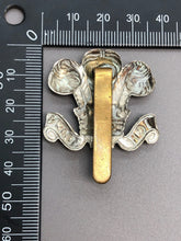 Load image into Gallery viewer, Original WW2 British Army Welch Regiment Cap Badge
