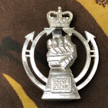 Load image into Gallery viewer, Original British Staybrite Army Cap - Royal Armoured Corps - The Militaria Shop

