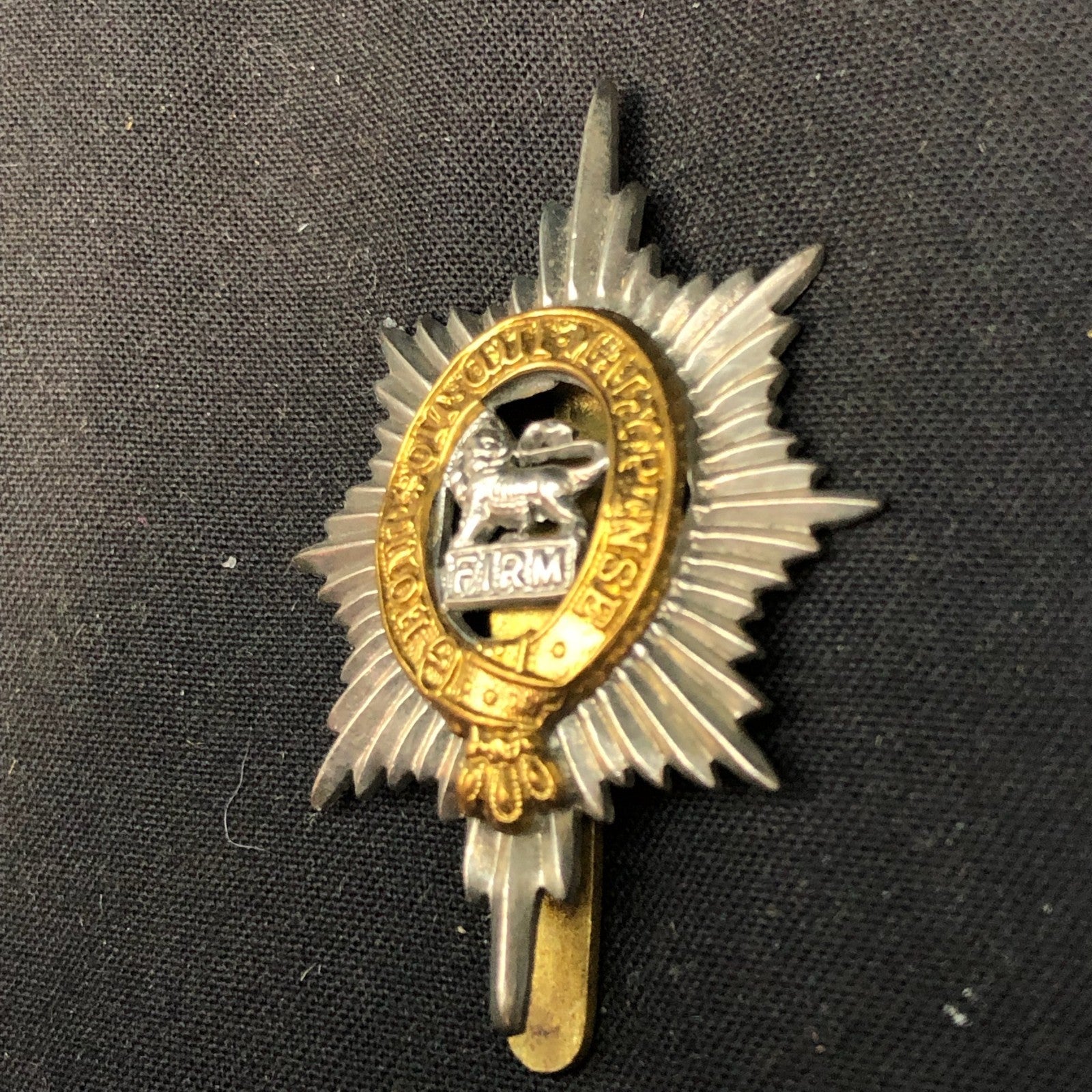 Original WW2 British Army Cap Badge - Worcestershire Regiment - The Militaria Shop