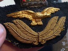 Charger l&#39;image dans la galerie, Original British Royal Air Force RAF Officer&#39;s Bullion Cap Badge
