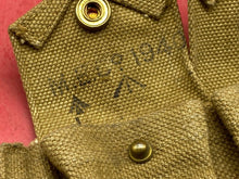 Charger l&#39;image dans la galerie, Origiinal British Army 1940 Dated Belt Patrol Pouch - M.E. Co Maker Marked
