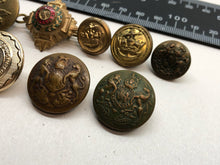 Load image into Gallery viewer, Group lot of British Army Buttons - Some WW2 Pieces
