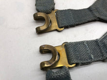 Charger l&#39;image dans la galerie, Original WW2 British Royal Air Force Blue 37 Pattern L Strap Set
