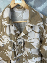 Charger l&#39;image dans la galerie, Genuine British Army Desert DPM Camouflaged Tropical Combat Jacket - 160/96
