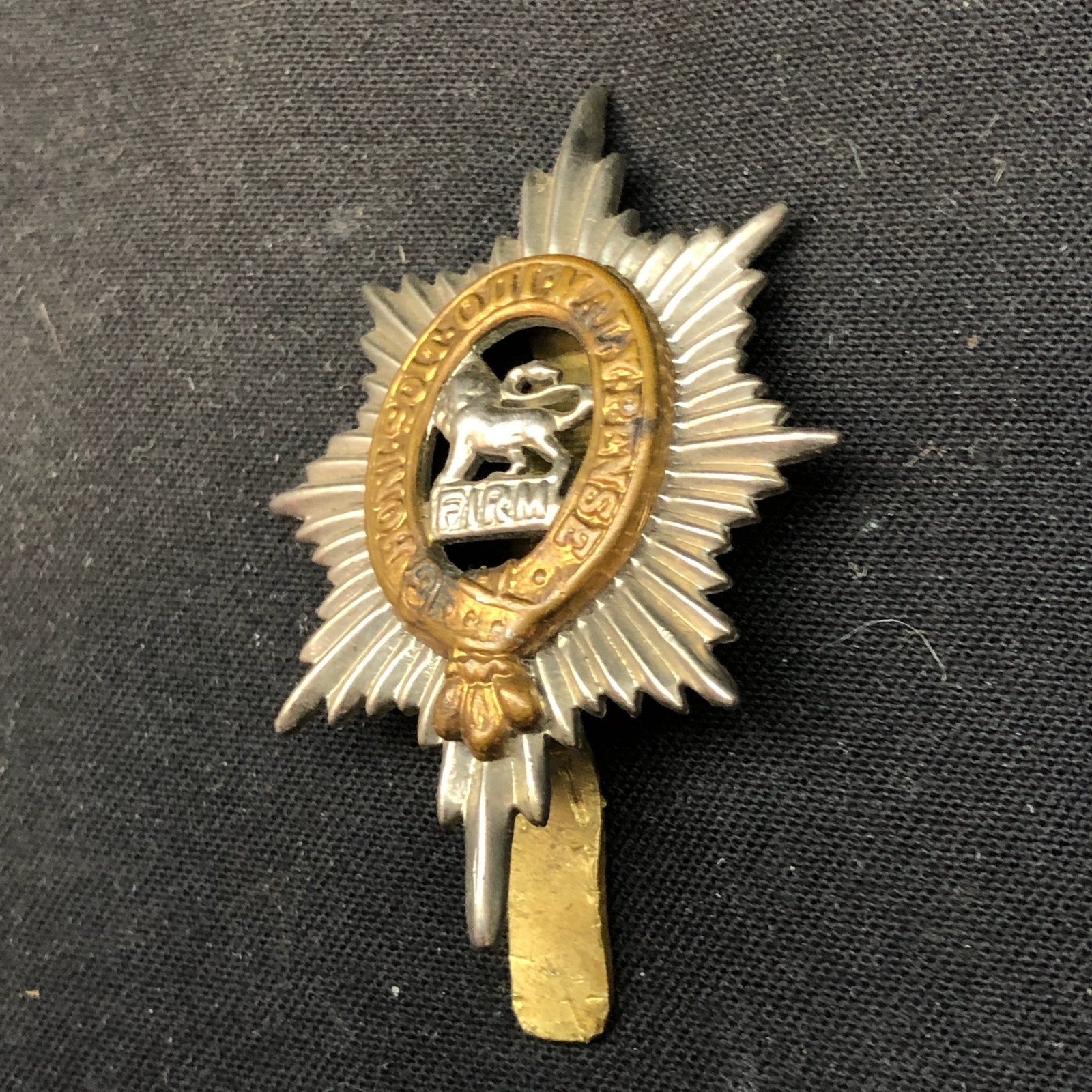 Original WW2 British Army Cap Badge - Worcestershire Regiment - The Militaria Shop