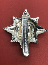 Charger l&#39;image dans la galerie, Geniuine British Army Royal Dragoon Guards Regiment Cap Badge
