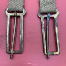 Charger l&#39;image dans la galerie, Original WW2 British Army 37 Pattern Webbing Brace Adaptors Pair
