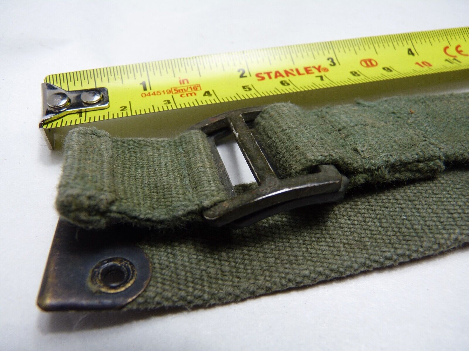 Original WW2 British Army 44 Pattern Shoulder / Extended Equipment Strap - 1945 - The Militaria Shop