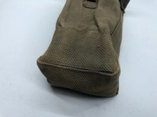 Lade das Bild in den Galerie-Viewer, Original WW2 British RAF 37 Pattern Webbing Bren / Universal Pouch Wartime Dated
