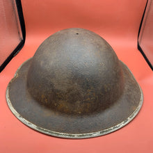 Charger l&#39;image dans la galerie, Original WW2 Mk2 British Army Brodie Combat Helmet
