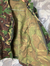 Charger l&#39;image dans la galerie, Genuine British Army / RAF DPM Lightweight Combat Jacket - Size 160/104
