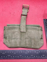 Charger l&#39;image dans la galerie, Original WW2 British Army 37 Pattern Patrol Pouch
