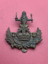 Charger l&#39;image dans la galerie, Original WW2 British Army The Queen&#39;s Own Royal Glasgow Yeomanry Cap Badge
