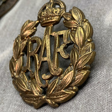 Load image into Gallery viewer, Original WW2 British Royal Air Force RAF Cap Badge
