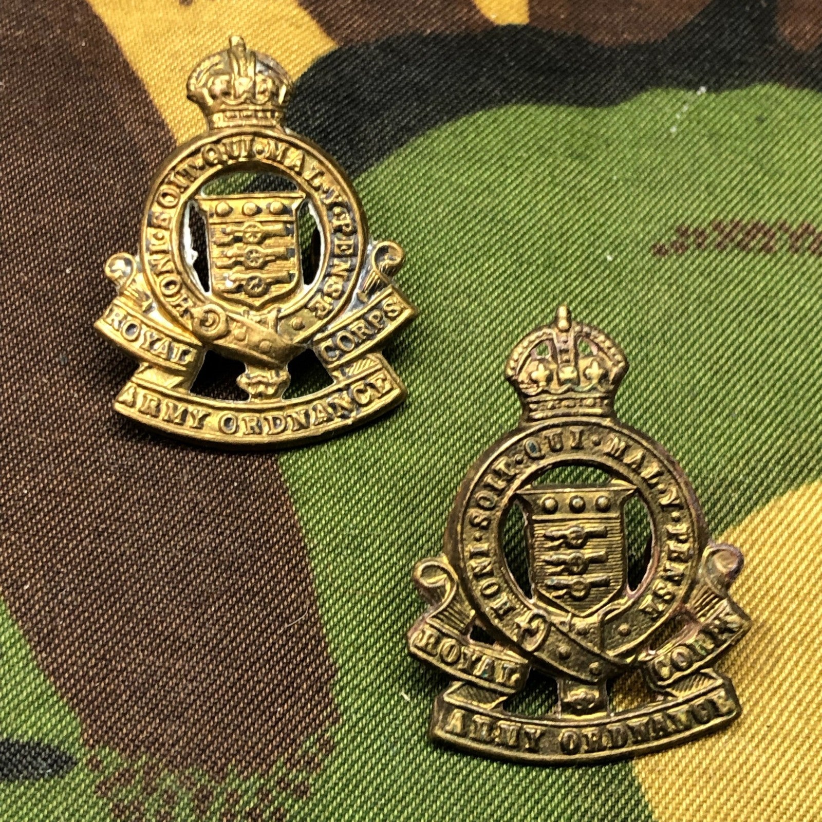 Original WW2 British Army Collar Badges - Royal Army Ordnance Corps RAOC - The Militaria Shop