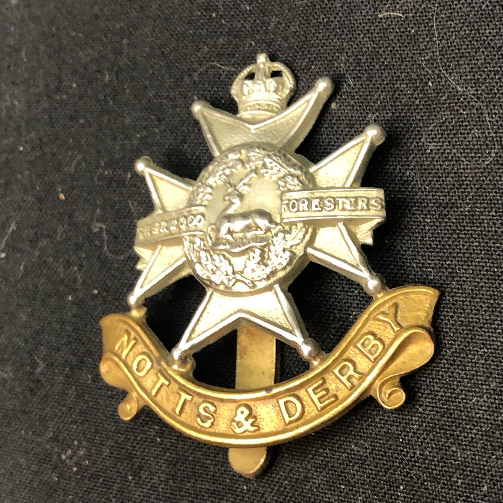 Genuine WW2 British Army Brass Cap Badge - Sherwood Foresters - The Militaria Shop