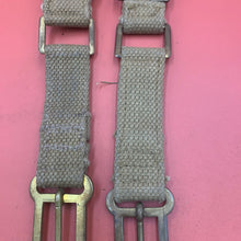 Charger l&#39;image dans la galerie, Original WW2 British Army 37 Pattern Webbing Brace Adaptors Pair
