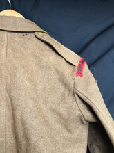 Lade das Bild in den Galerie-Viewer, Original British Army Battledress Jacket - Size 10 37&quot; Chest - Royal Engineers - The Militaria Shop
