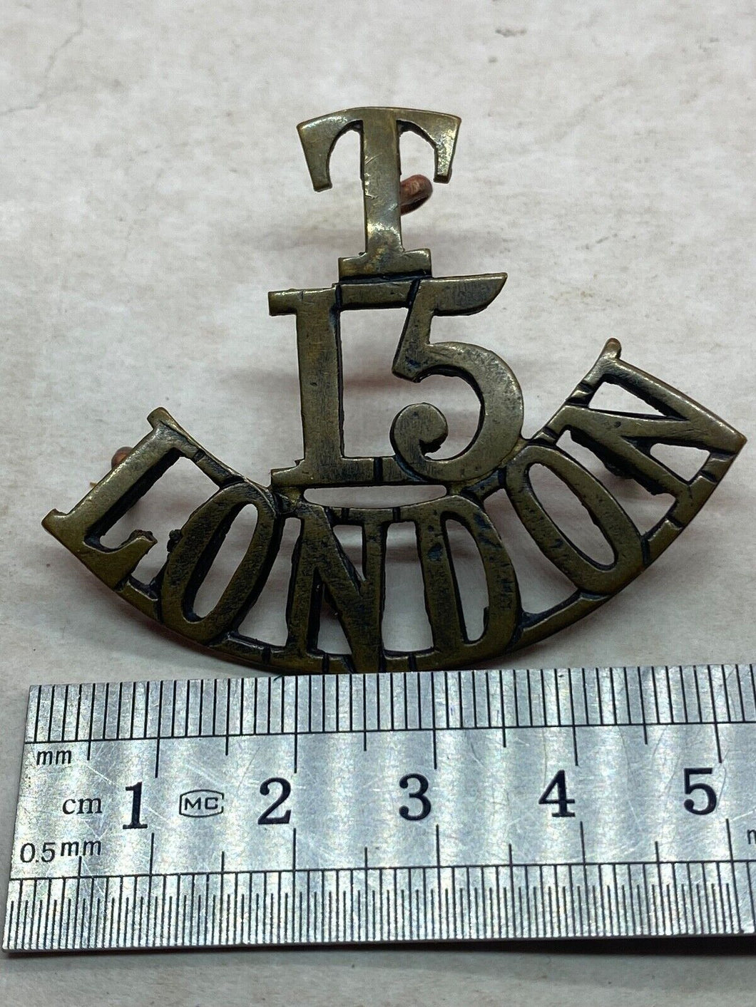Original WW1 British Army 15th London Territorial Brass Shoulder Title