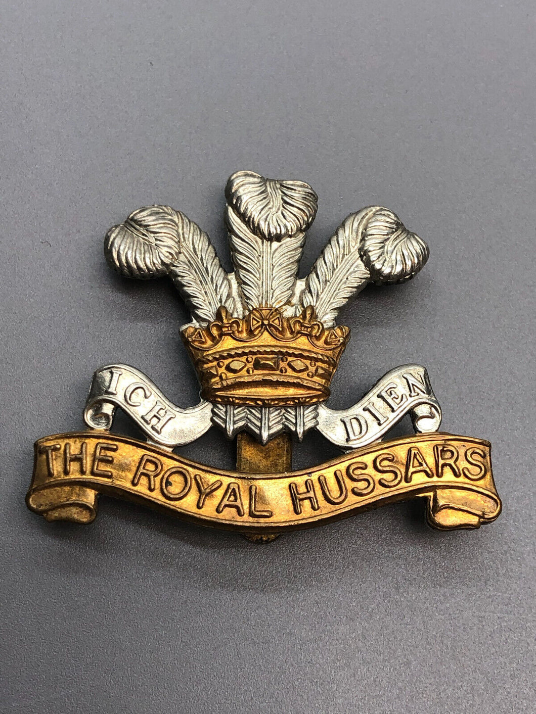 Original WW2 British Army The Royal Hussars Cap Badge