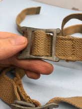 Charger l&#39;image dans la galerie, Original WW2 British Army 37 Pattern Vehicle Equipment Straps x 2 - 40&quot;  Each
