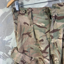 Lade das Bild in den Galerie-Viewer, Genuine British Army MTP Camouflaged Warm Weather Combat Trousers - 80/80/96
