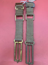 Charger l&#39;image dans la galerie, Original WW2 British Army 37 Pattern Webbing Brace Adaptors Pair
