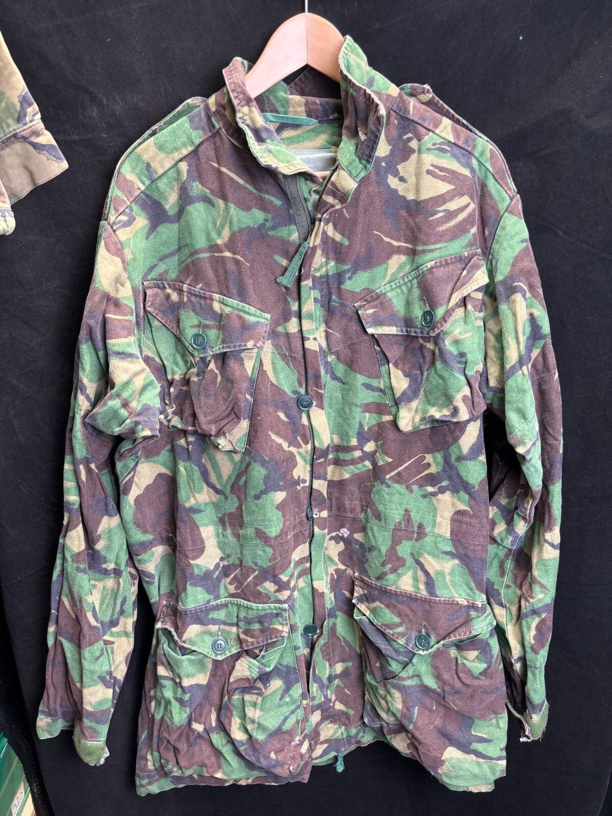 Surplus British Army DPM Pattern Camouflaged Smock Combat-42in Chest - The Militaria Shop