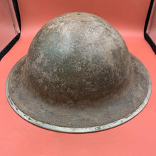 Load image into Gallery viewer, Original British Army WW2 Soldiers Military Combat Mk2 Brodie Helmet
