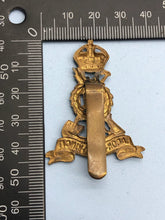 Load image into Gallery viewer, Original WW2 British Army Labour Corps Cap Badge
