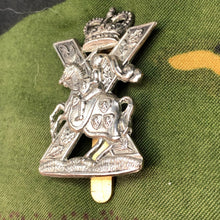 Load image into Gallery viewer, Genuine British Army Cap Badge - Fife &amp; Forfar Yeomanry - The Militaria Shop
