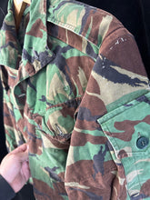 Charger l&#39;image dans la galerie, Original British Army DPM Combat Jacket Smock - Size 170/96
