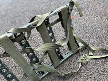 Charger l&#39;image dans la galerie, Original WW2 British Army 44 Pattern Back Pack/Packboard/Equipment Frame
