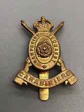 Load image into Gallery viewer, Original British Army WW2 British Army Hampshire Yeomanry Carabiniers Cap Badge
