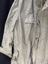 Charger l&#39;image dans la galerie, Genuine German Army Cold Weather Parka - 50&quot; Chest - The Militaria Shop
