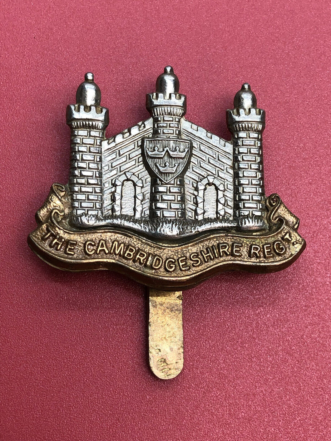 Original WW2 British Army Cap Badge - Cambridgeshire Regiment