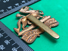 Charger l&#39;image dans la galerie, British Army WW1 Royal Berkshire Regiment Cap Badge
