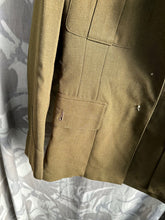 Load image into Gallery viewer, Genuine British Army No2 FAD Dress Uniform Jacket 1980 Pattern - Size 176/100/84
