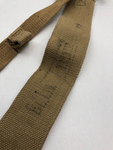 Charger l&#39;image dans la galerie, Original WW2 British Army 37 Pattern Radio Shoulder Strap
