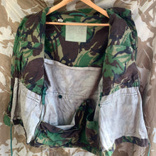 Lade das Bild in den Galerie-Viewer, Genuine British Army Smock Combat Jungle DPM Camouflage - Size 160/104
