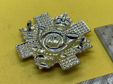 Charger l&#39;image dans la galerie, Original British Army Highland Light Infantry Current Issue Cap Badge
