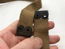 Charger l&#39;image dans la galerie, Original WW2 British Army 37 Pattern Radio Shoulder Strap
