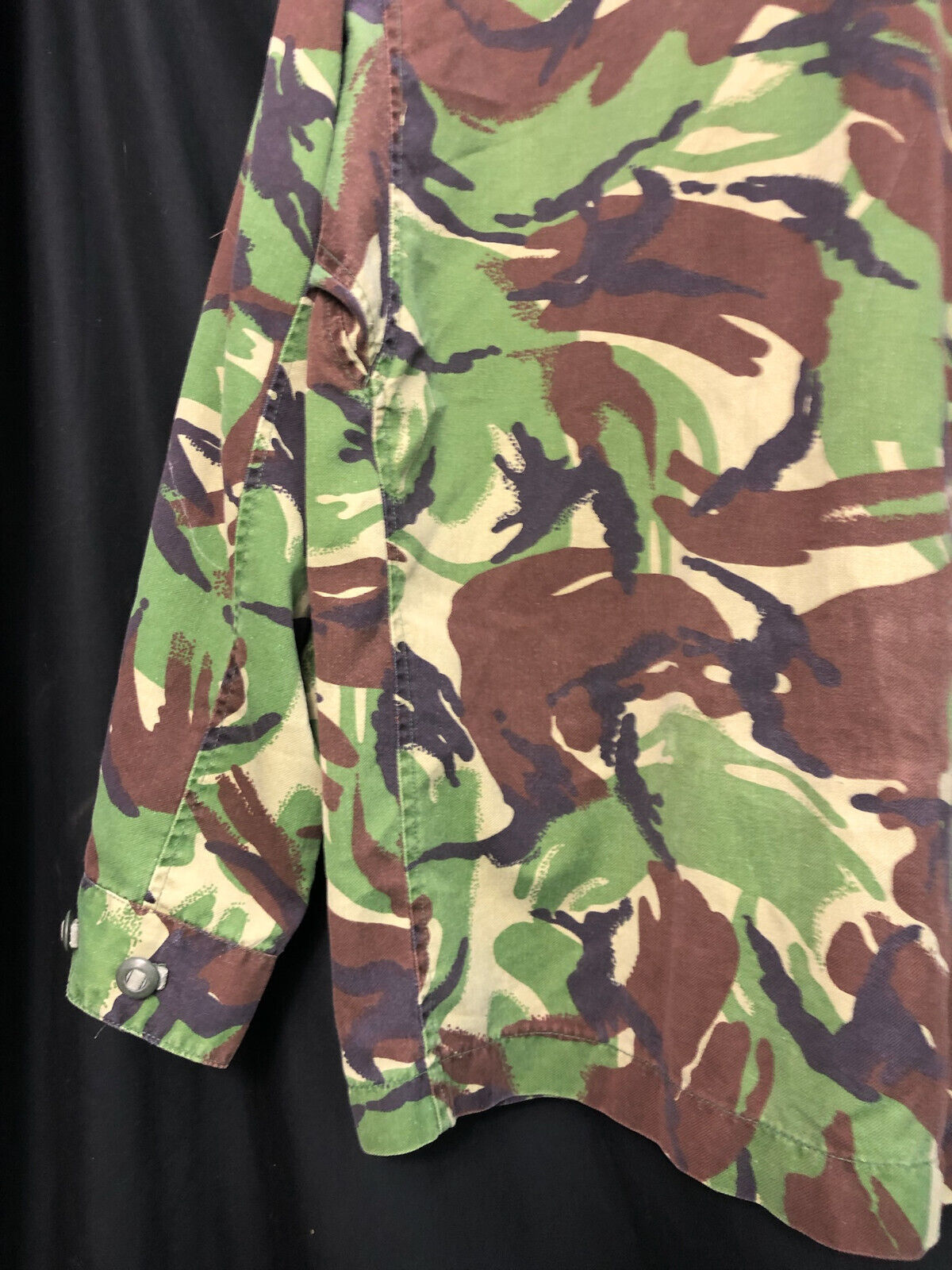 Genuine British Army Camouflage DPM Lightweight Jacket - Size 170/96 - The Militaria Shop