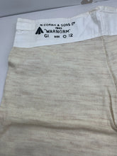 Lade das Bild in den Galerie-Viewer, Original WW2 Pattern British Army Woollen Shorts / Boxer Shorts - New Old Stock
