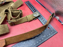 Charger l&#39;image dans la galerie, Original Post WW2 German Army Tropical Y-Straps in Great Condition
