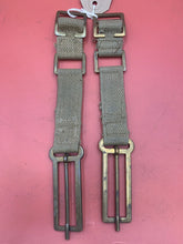 Charger l&#39;image dans la galerie, Original WW2 British Army 37 Pattern Webbing Brace Adaptors Pair
