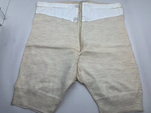 Lade das Bild in den Galerie-Viewer, Original WW2 Pattern British Army Woollen Shorts / Boxer Shorts - New Old Stock
